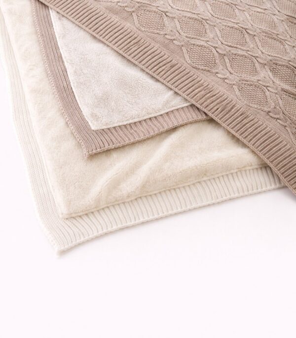 Плед в’язаний